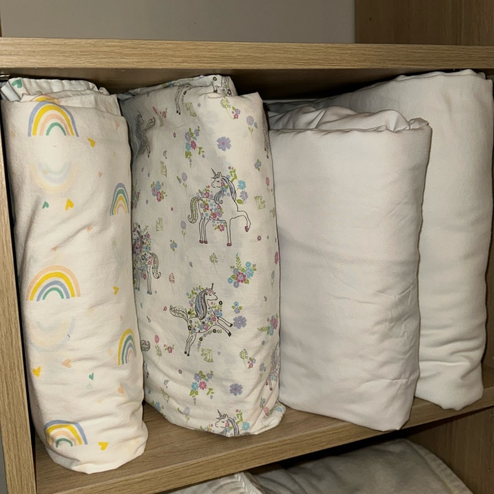 Nicole miller unicorn sheets - full size bed